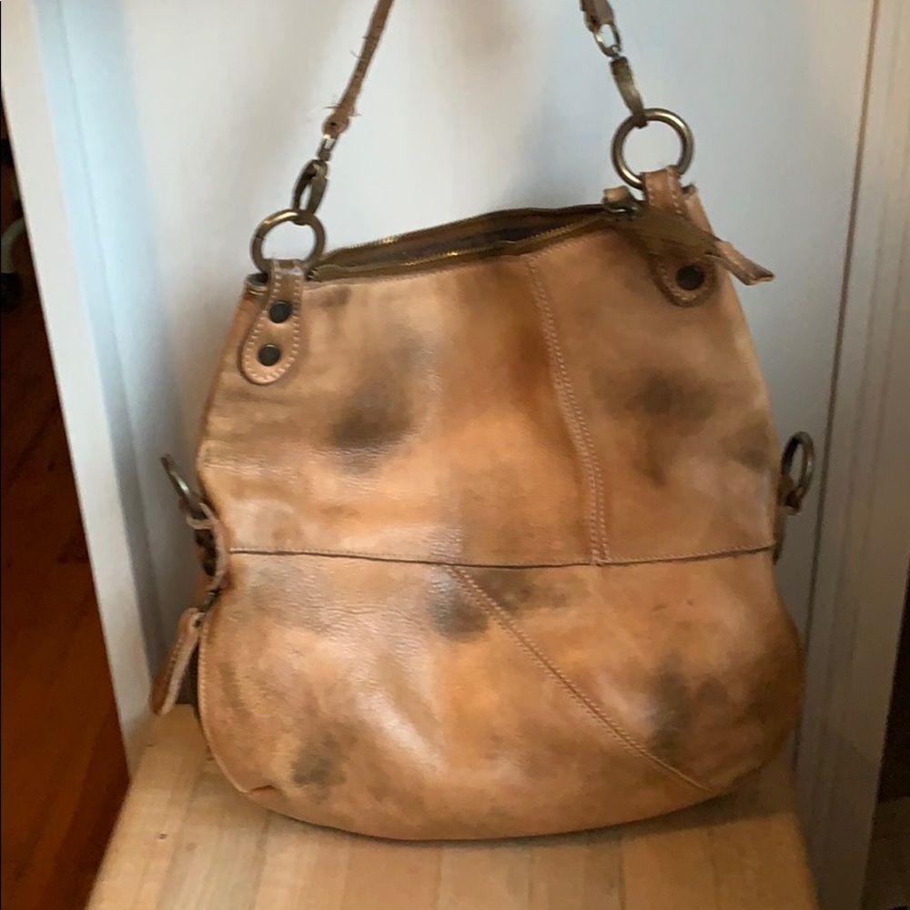 Tan brown leather crossbody bag